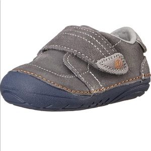 Stride Rite Soft Motion Kellen Toddler Shoe 5.5W